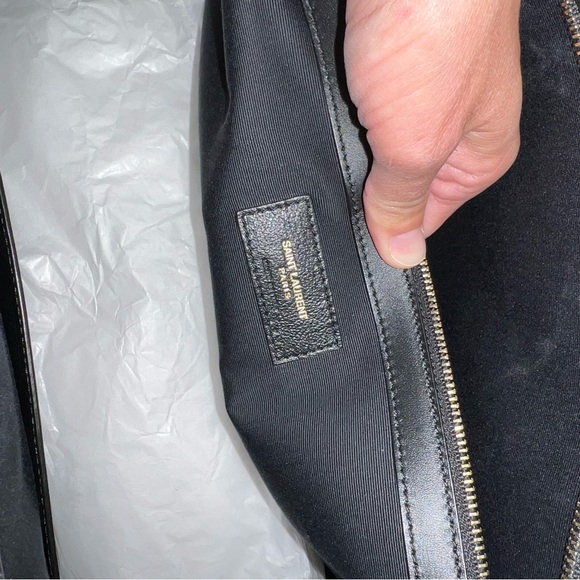 SAINT LAURENT MANHATTAN TOTE - Picture 6 of 16